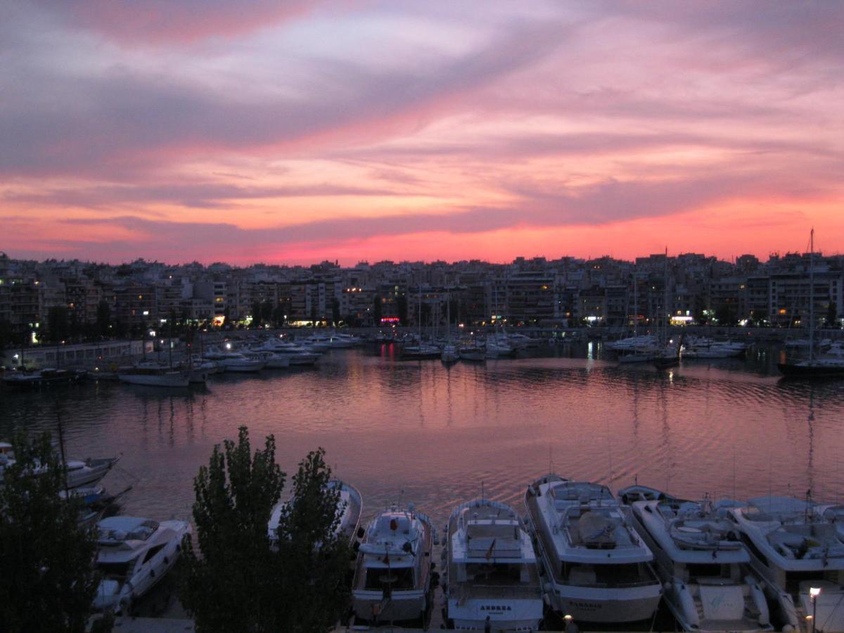 Mia'S Seaside Penthouse - Panoramic View Apartment Pireu Exterior foto